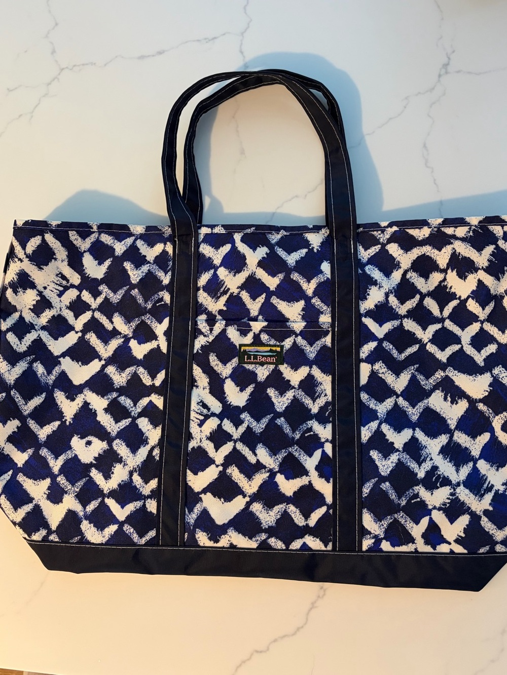 L.L.Bean XLarge Everyday Lightweight Tote - navy and white geometric pattern New